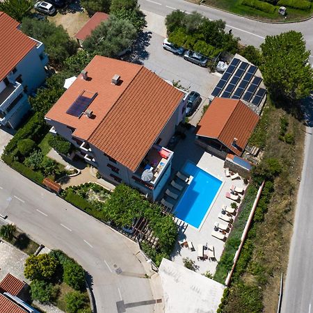 Apartments Maja And Sanja Башка Экстерьер фото