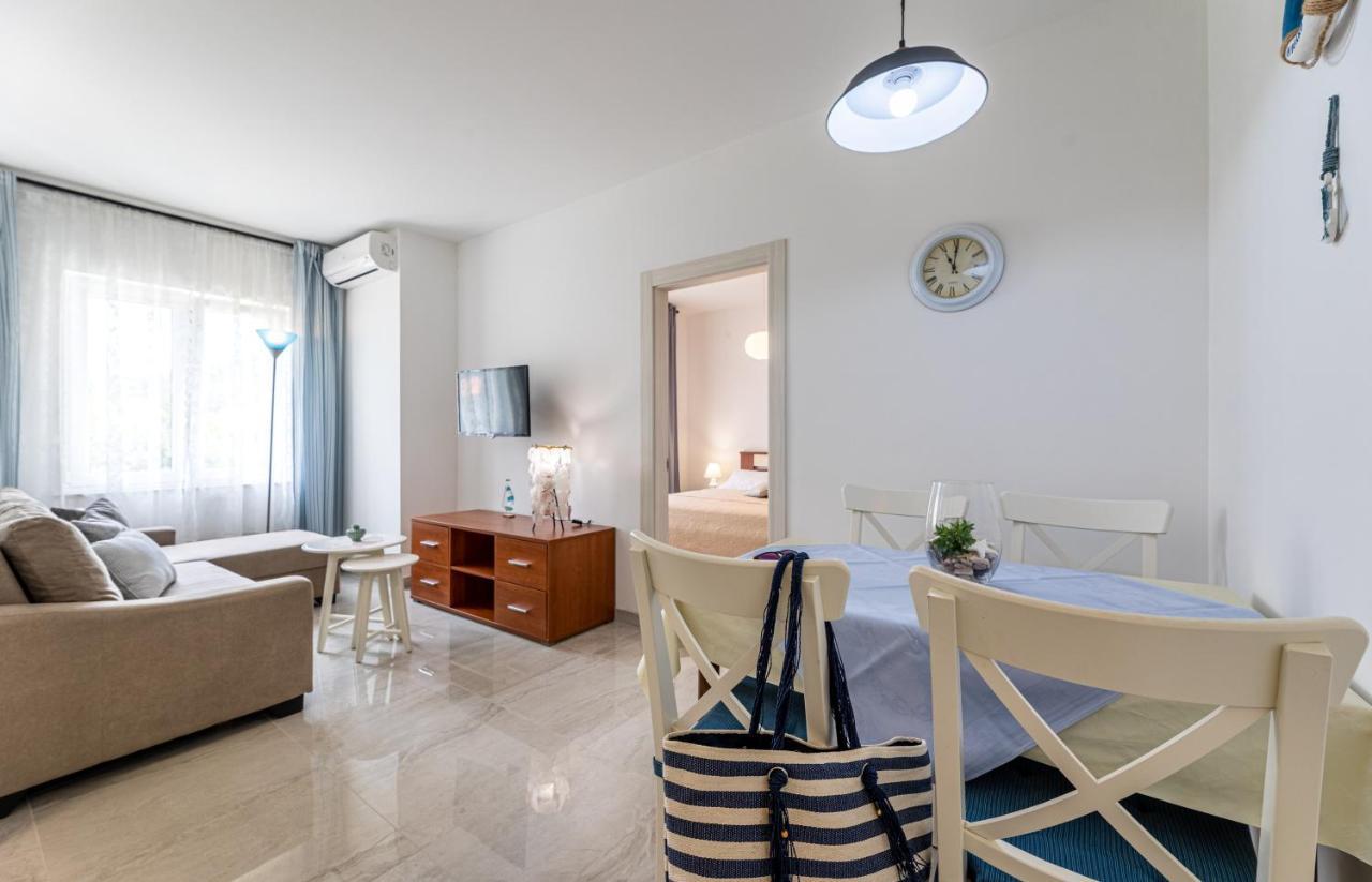 Apartments Maja And Sanja Башка Экстерьер фото