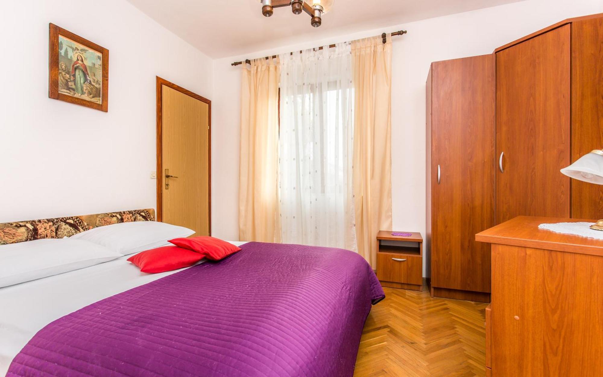 Apartments Maja And Sanja Башка Экстерьер фото